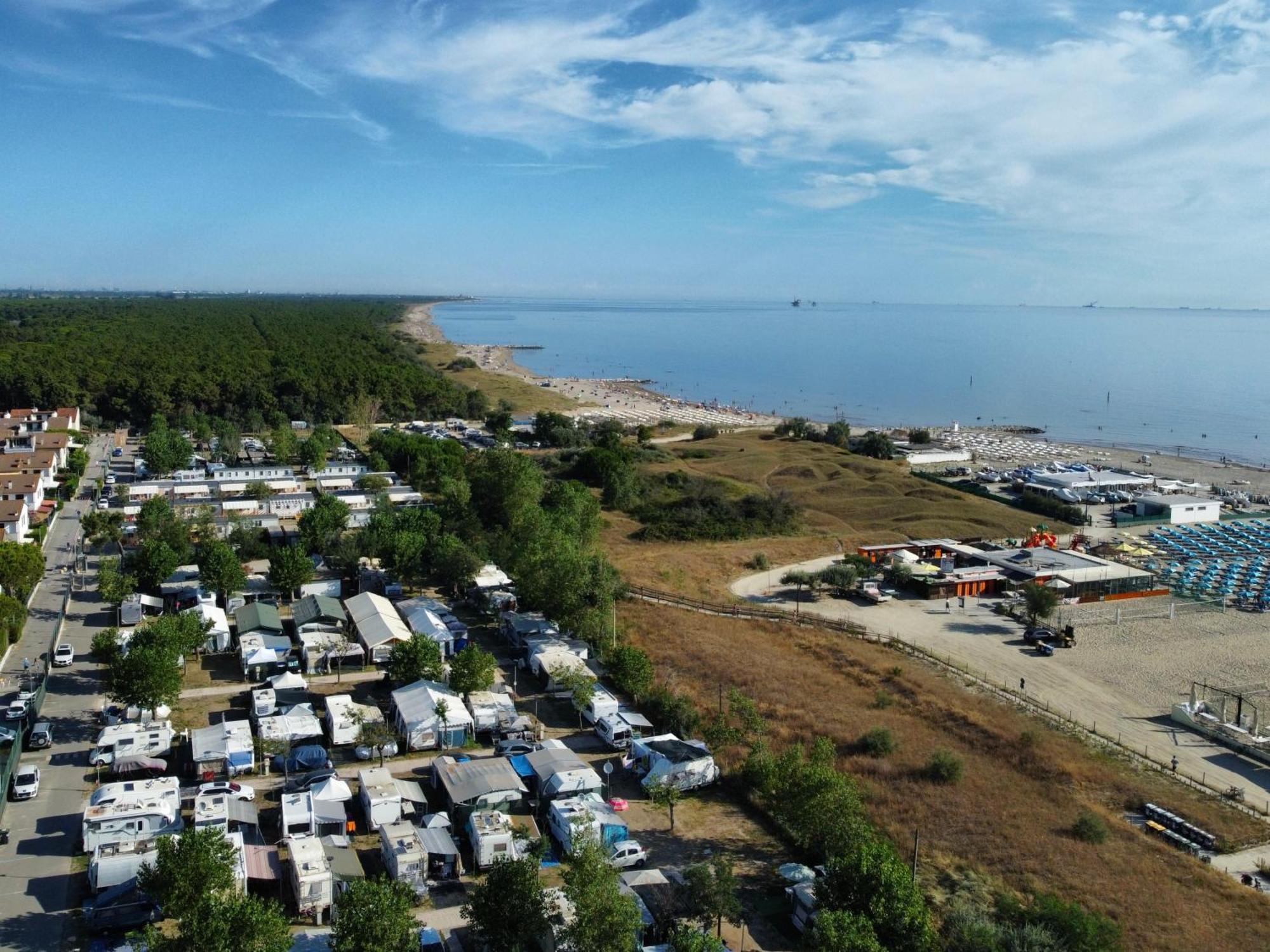 Camping Village Lido Di Classe Ngoại thất bức ảnh